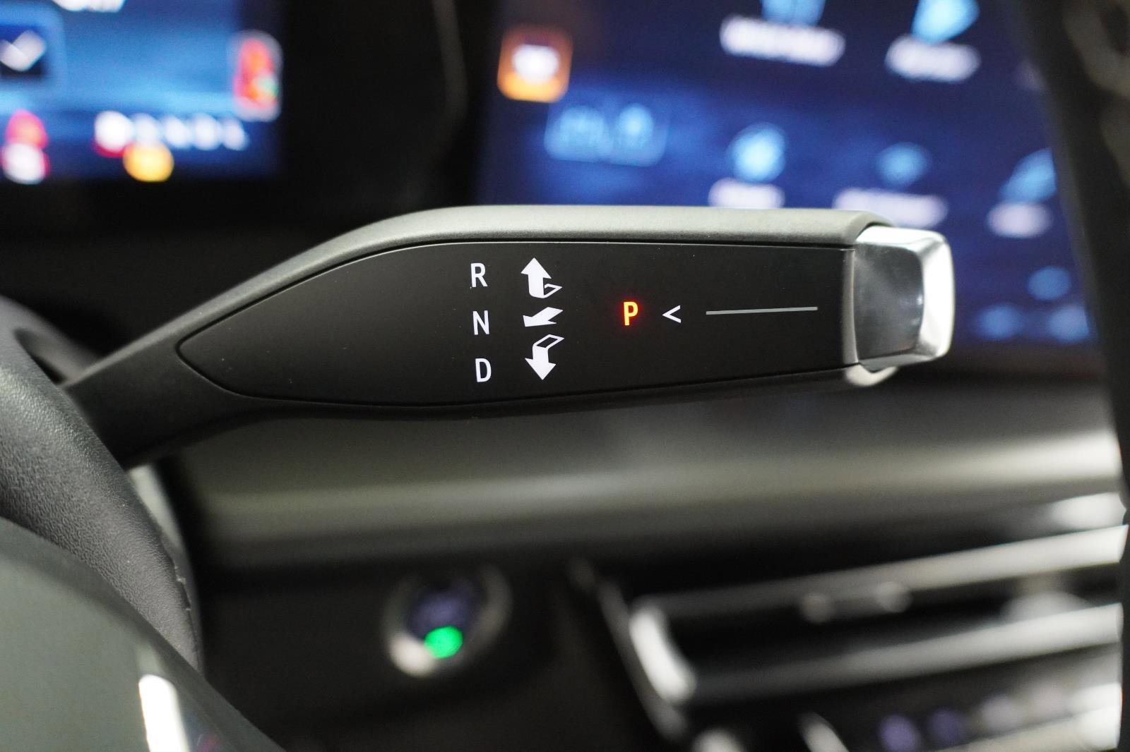 Used 2024 Chevrolet Traverse LT w/ Midnight/Sport Edition image 24