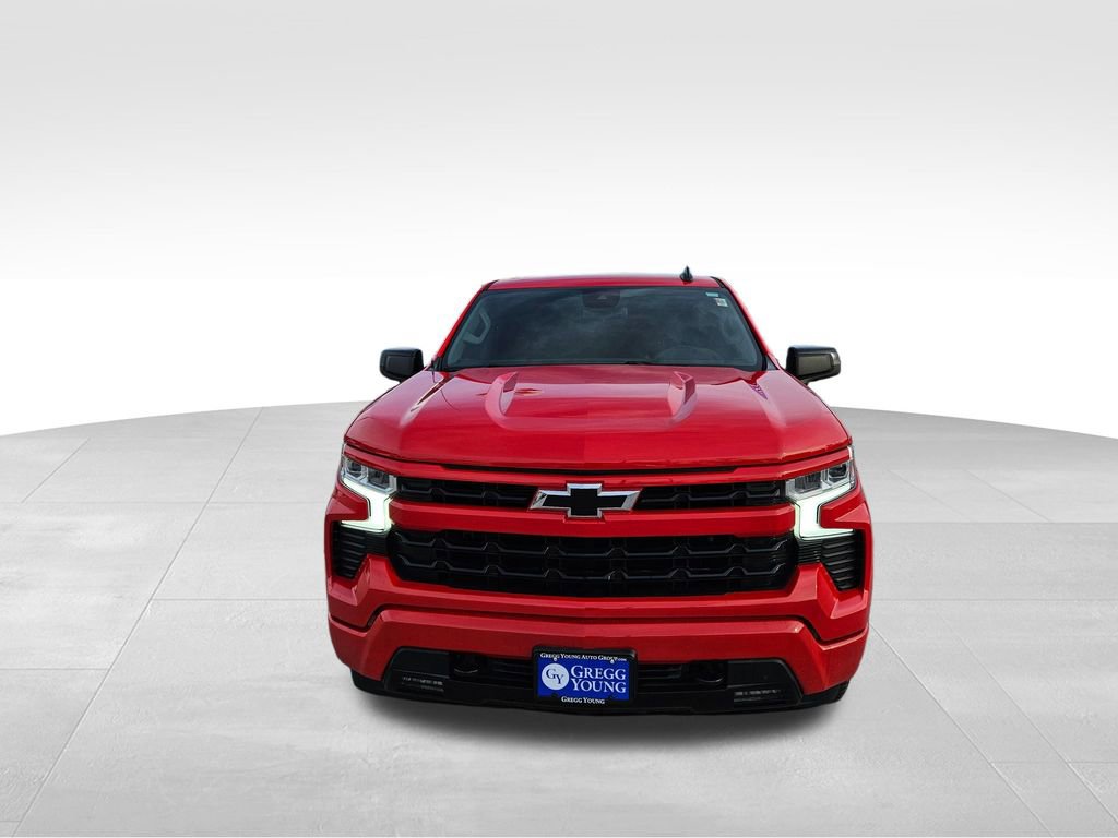Used 2022 Chevrolet Silverado 1500 RST w/ Z71 Off-Road Package AWD/4WD image 3