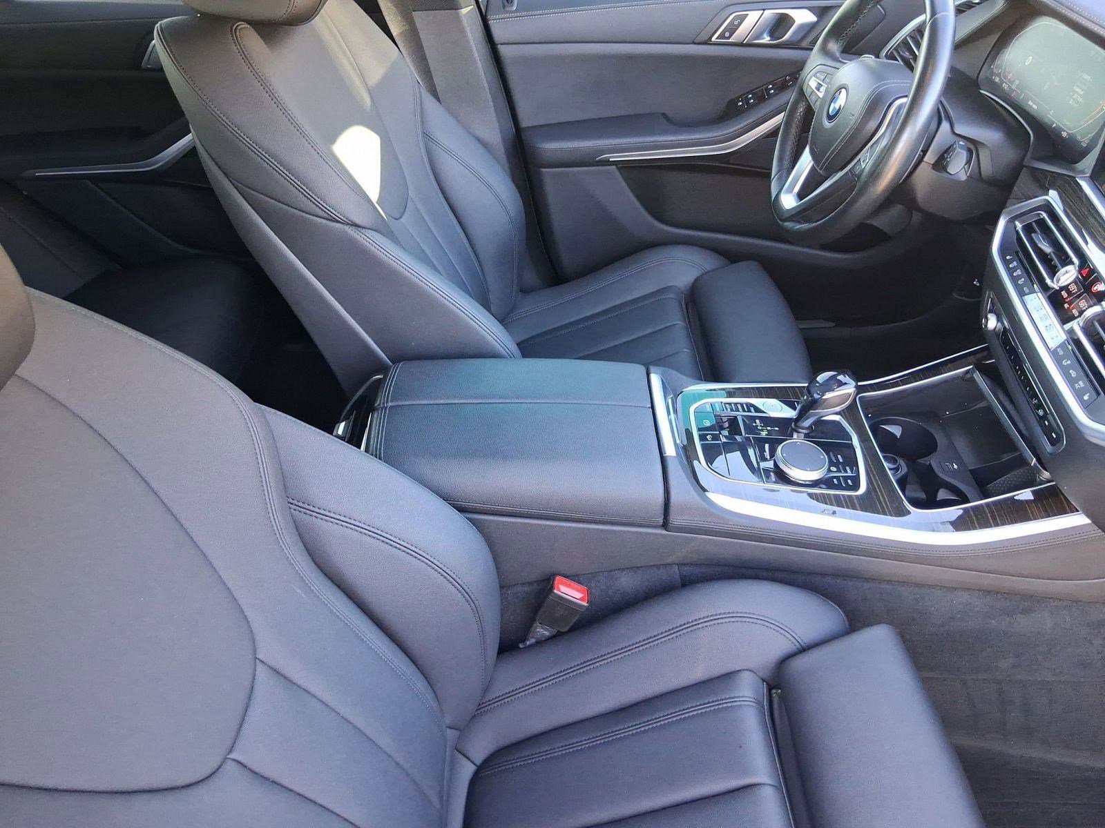 Used 2021 BMW X5 xDrive40i w/ Parking Assistance Package image 29