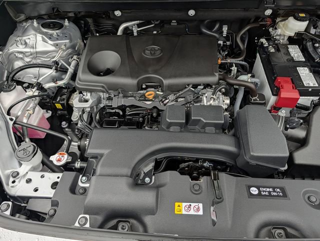 Certified 2025 Toyota RAV4 LE FWD image 33