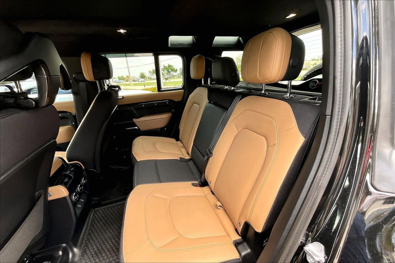 Used 2026 Land Rover Defender 110 V8 image 20