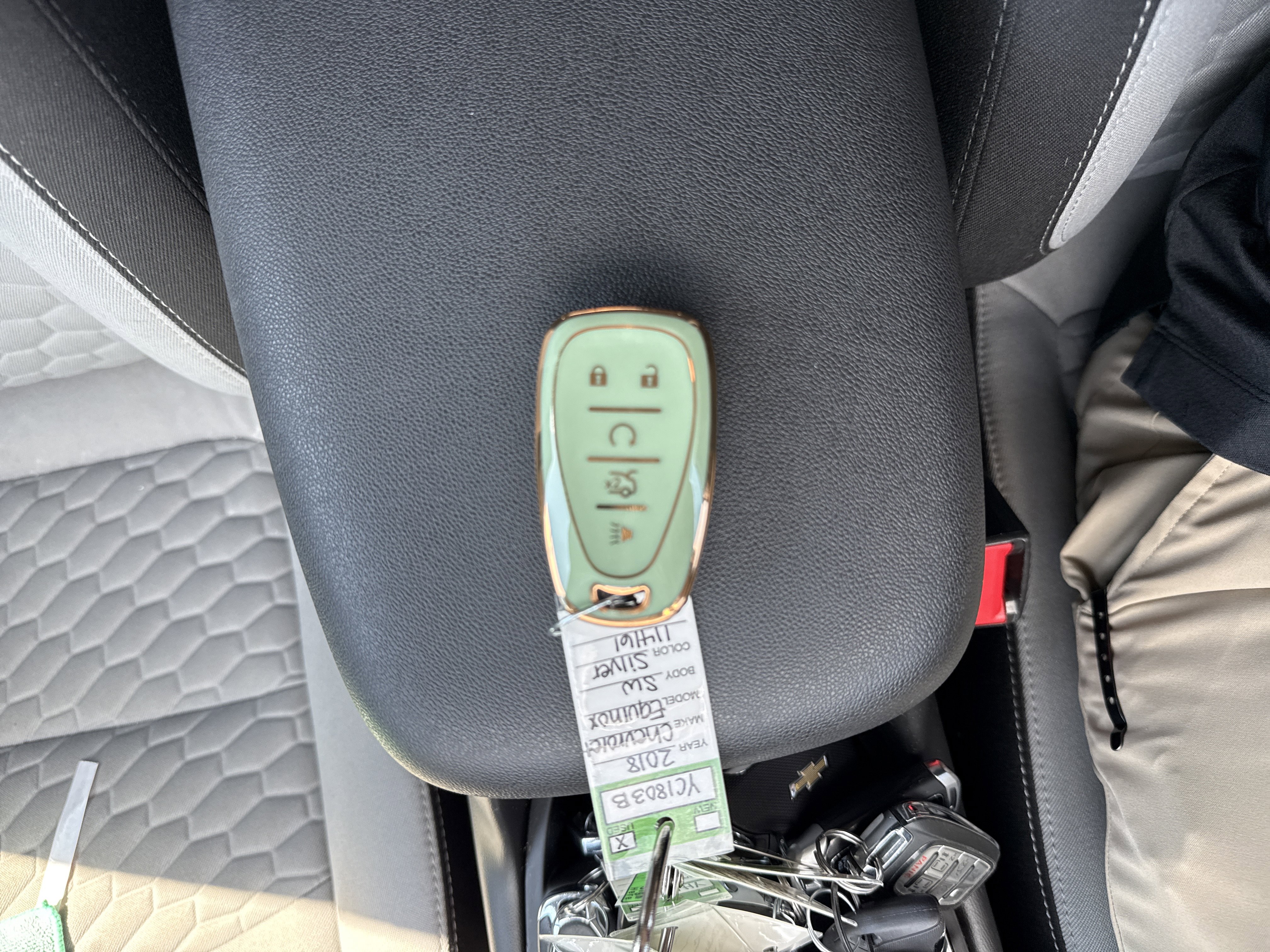 Used 2018 Chevrolet Equinox LT AWD/4WD image 25