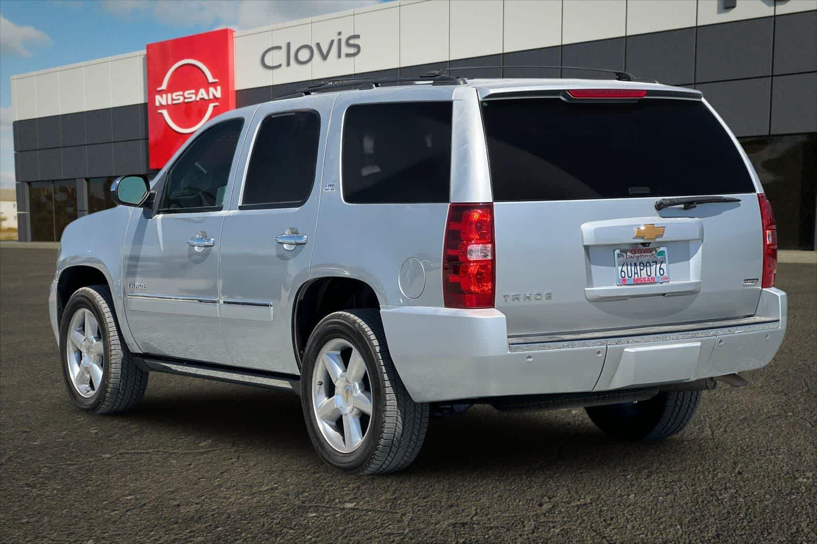 Used 2012 Chevrolet Tahoe LTZ AWD/4WD image 7