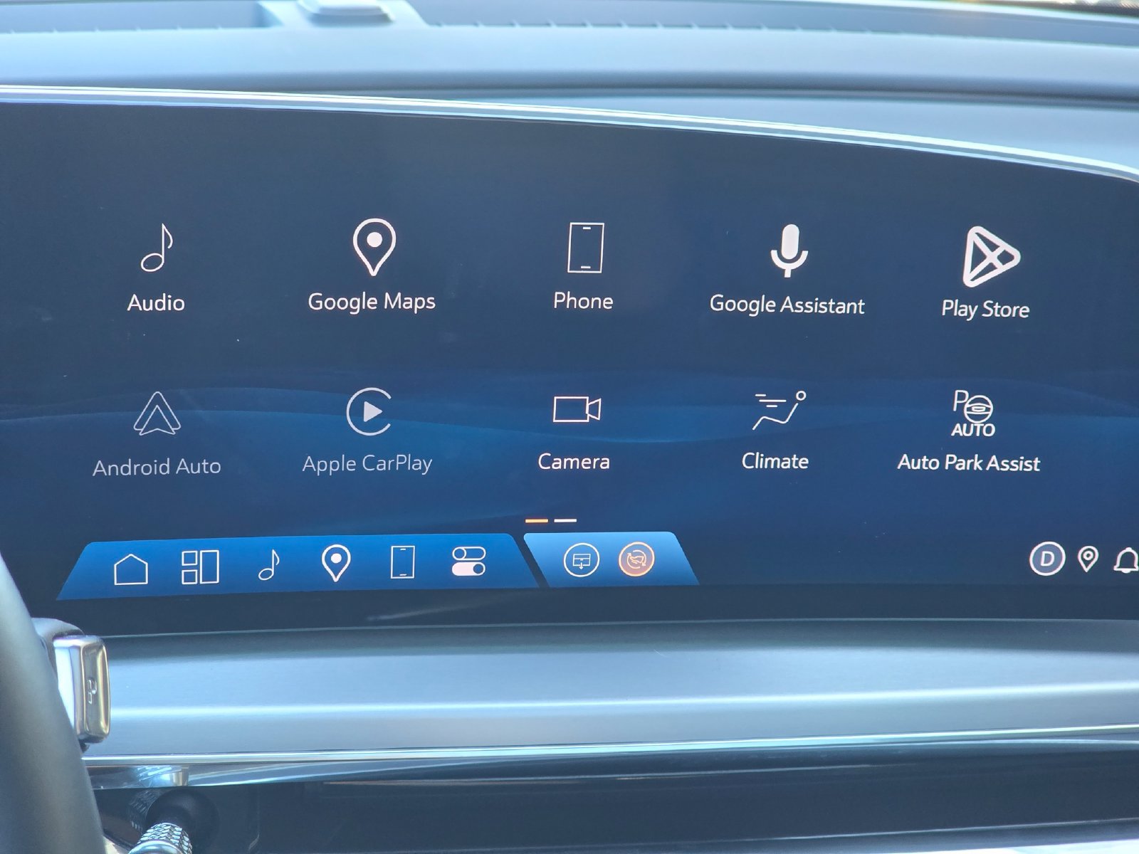 Certified 2024 Cadillac Lyriq Sport w/ LPO, Floor Liner Package AWD/4WD image 33