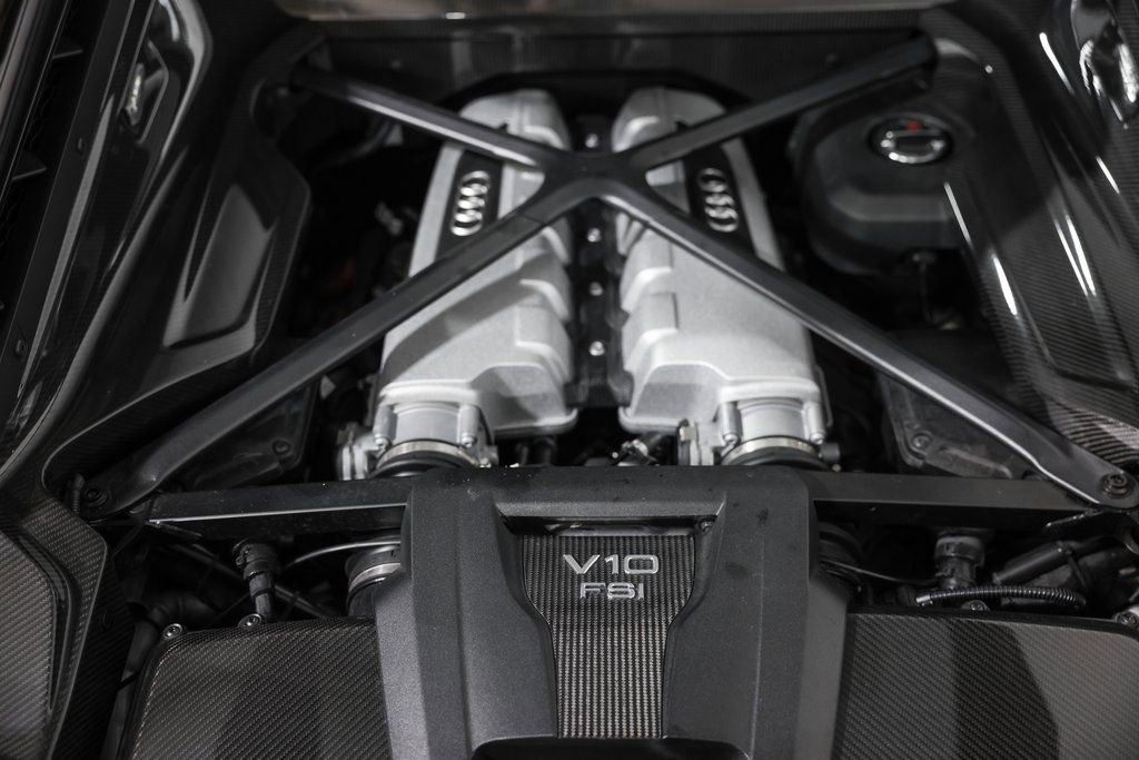 Used 2022 Audi R8 V10 performance image 34