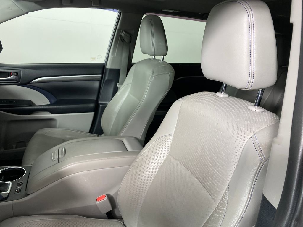 Certified 2019 Toyota Highlander Limited image 9