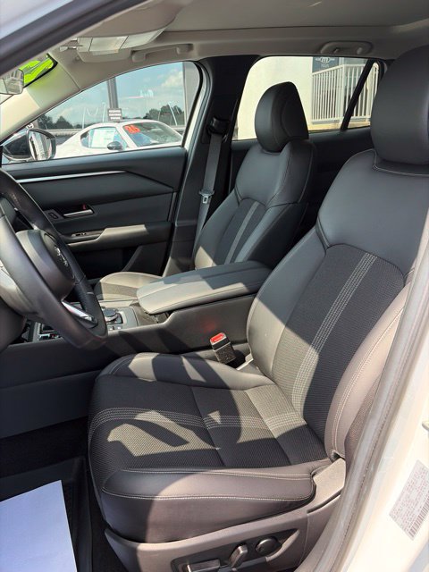 Certified 2025 MAZDA CX-50 AWD 2.5 S w/ Accent Package image 12