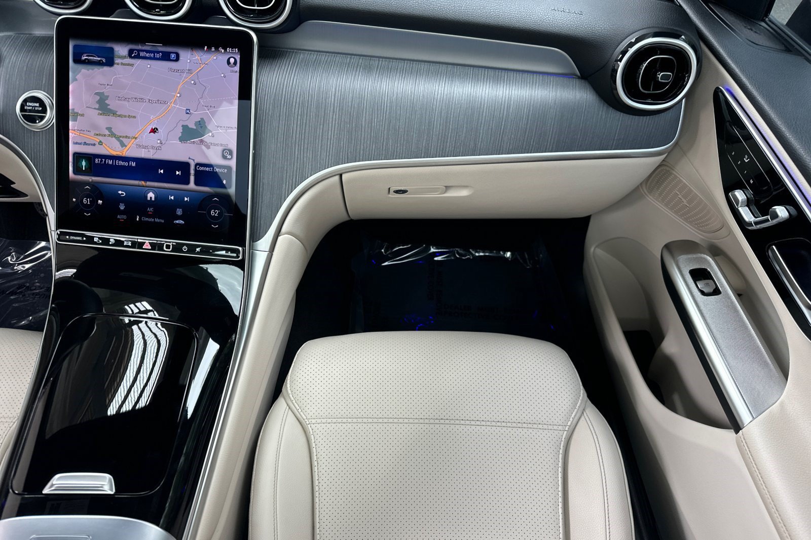 Certified 2025 Mercedes-Benz GLC 350e 4MATIC image 41