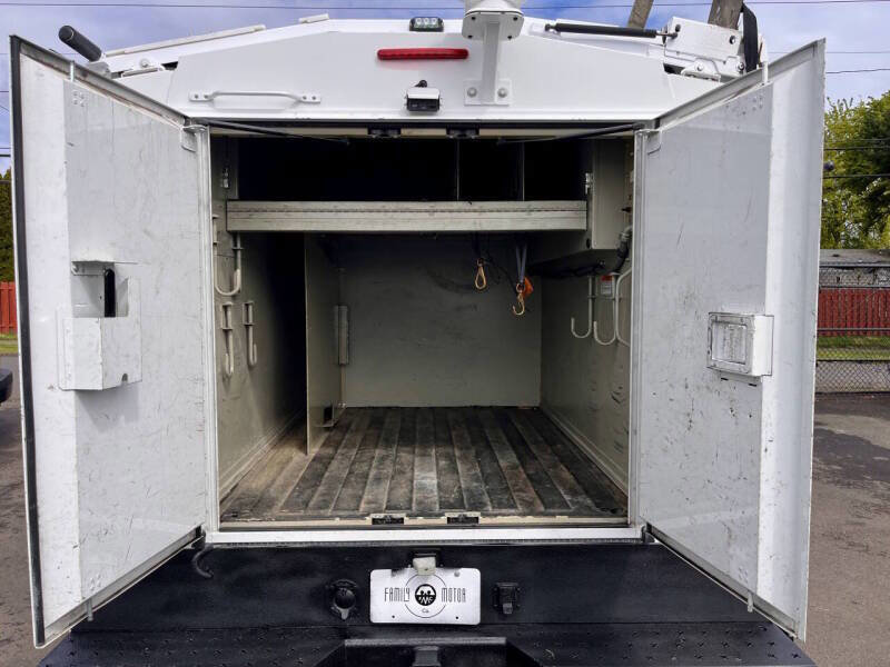 Used 2017 Chevrolet Silverado 3500 W/T RWD image 11