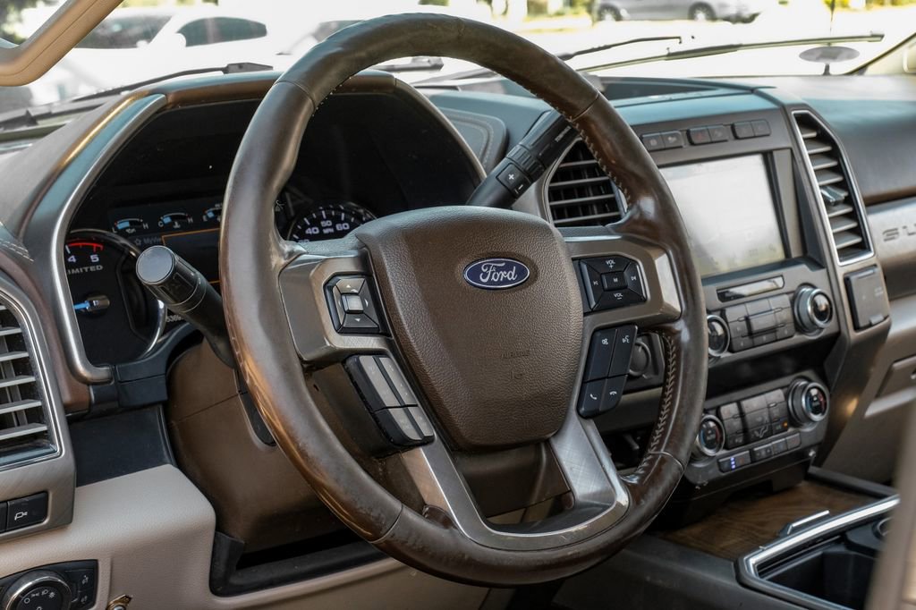 Used 2019 Ford F350 Limited image 13