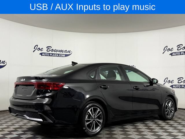 Used 2024 Kia Forte LXS w/ LXS Technology Package FWD image 6