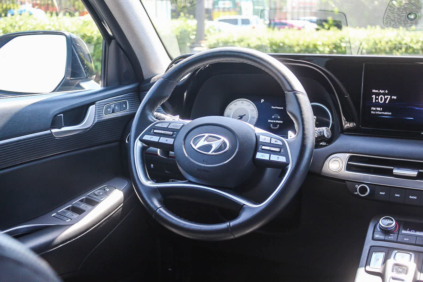 Certified 2024 Hyundai Palisade Limited FWD image 19