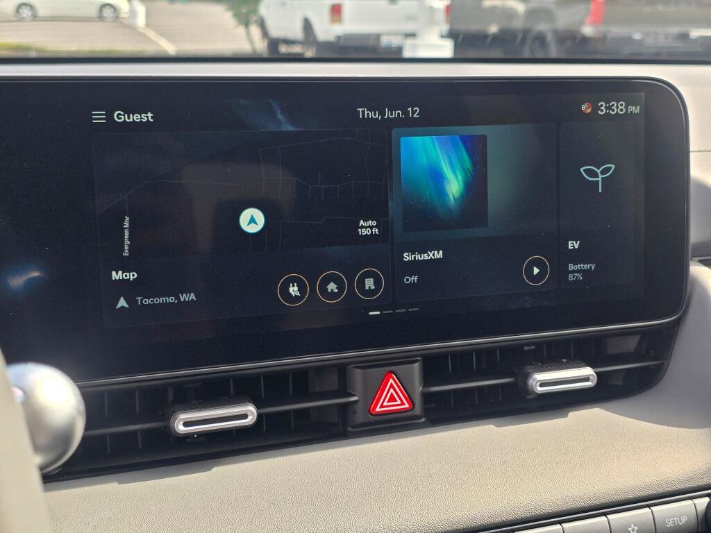 New 2025 Hyundai Ioniq 5 SE AWD/4WD image 21
