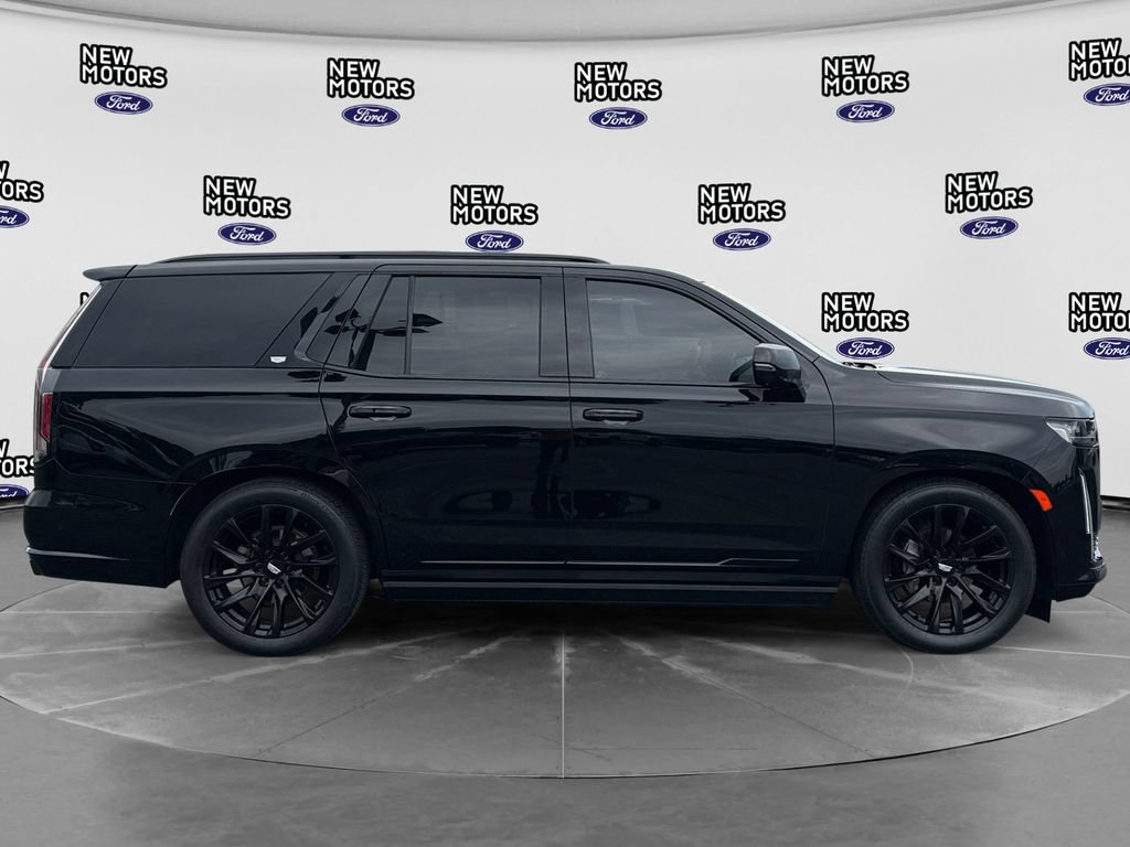 Used 2023 Cadillac Escalade Sport w/ LPO, ONYX Package AWD/4WD image 7