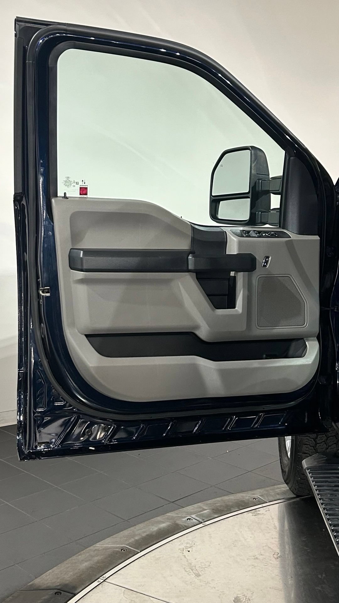 Used 2022 Ford F250 XL w/ STX Appearance Package AWD/4WD image 32