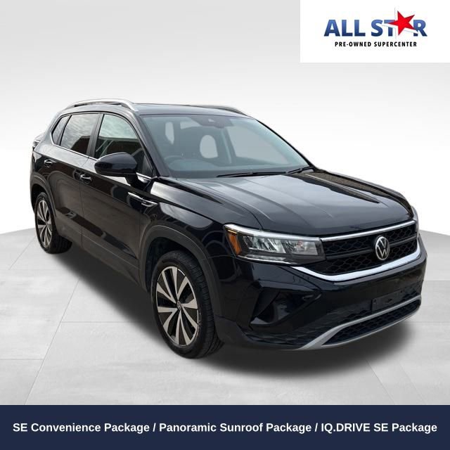 Used 2022 Volkswagen Taos SE w/ Panoramic Sunroof Package image 1