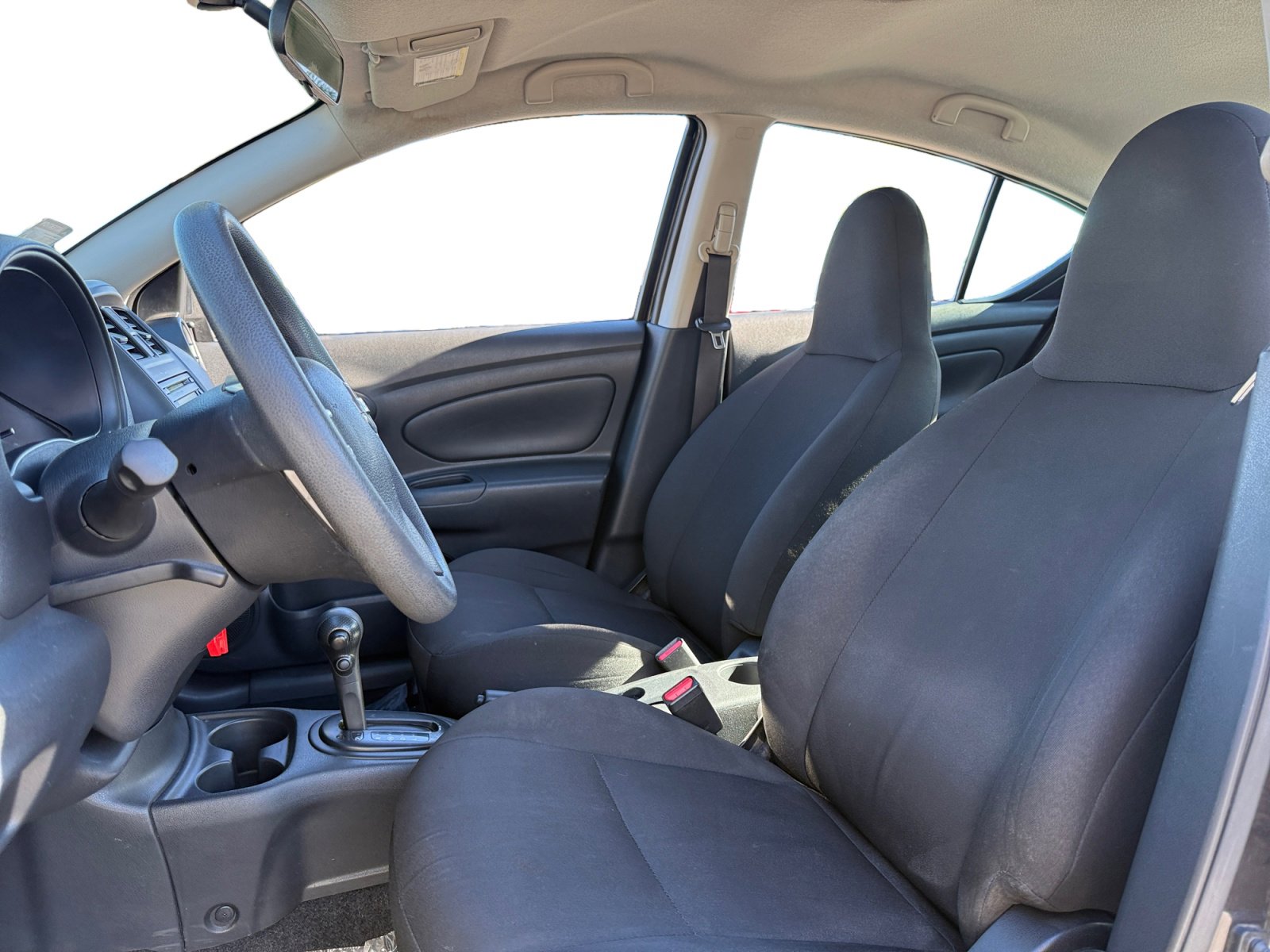 Used 2015 Nissan Versa S Plus image 9