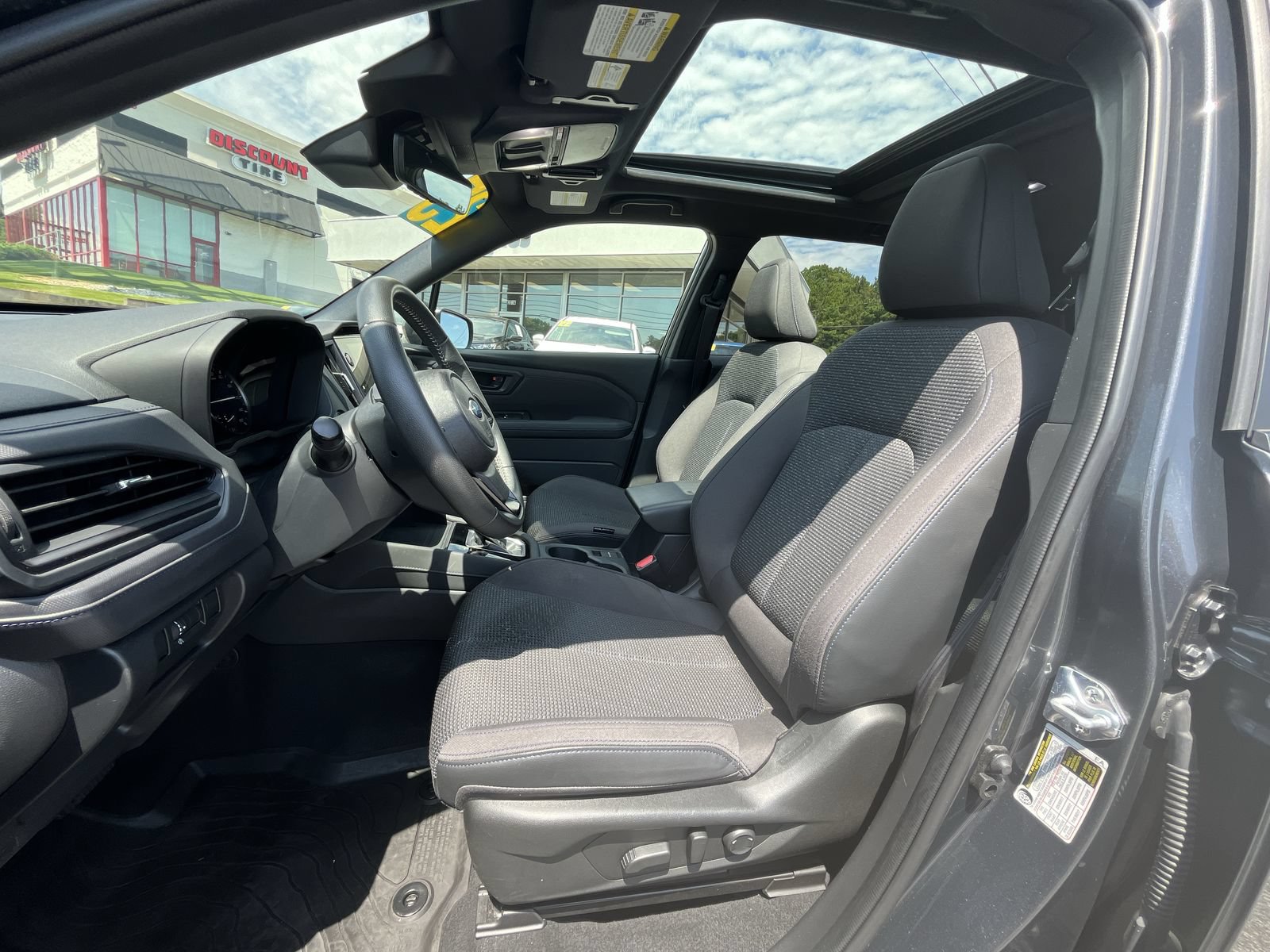 Certified 2025 Subaru Forester Premium AWD/4WD image 14