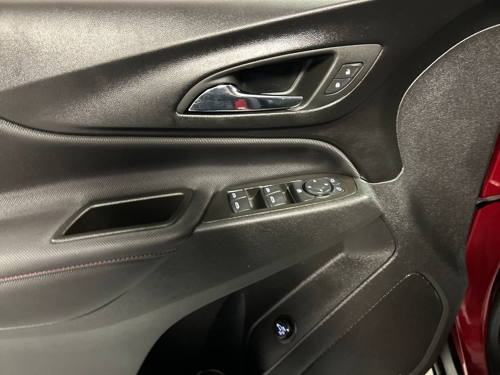 Used 2024 Chevrolet Equinox RS FWD image 14