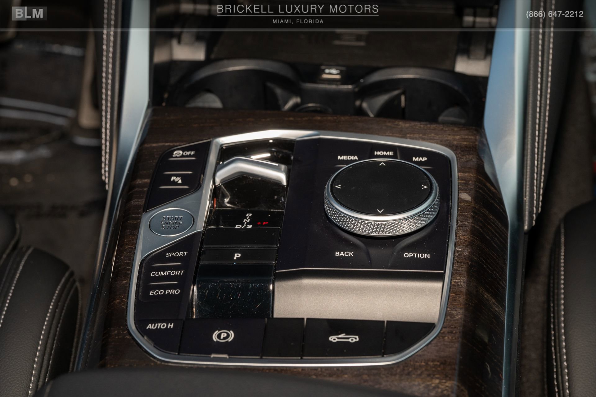 Used 2024 BMW M440i Convertible w/ Shadowloine Package image 25