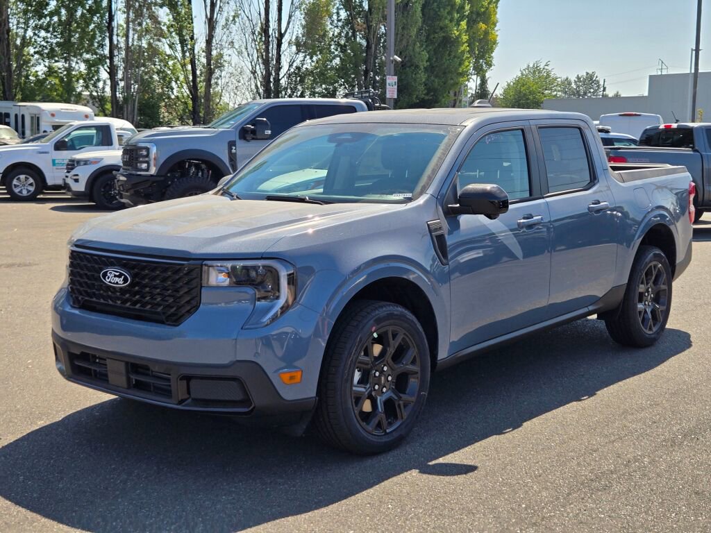 Used 2025 Ford Maverick Lariat w/ Black Appearance Package