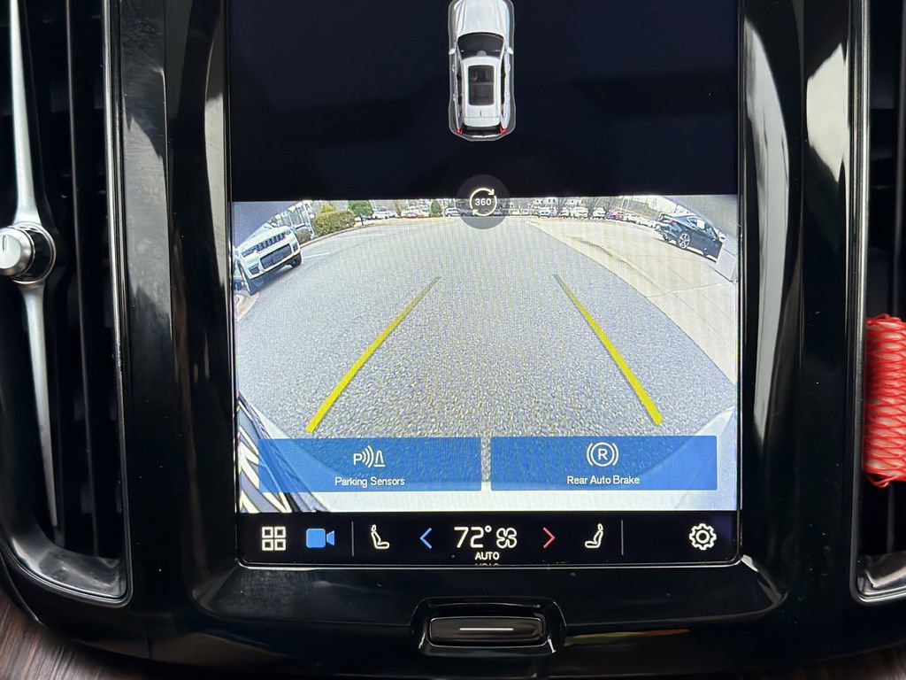 Used 2023 Volvo XC60 T8 Plus image 35