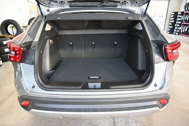 Used 2024 Chevrolet Trax LT w/ Driver Confidence Package image 24