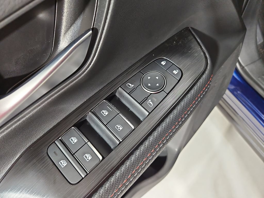 New 2026 Nissan Kicks SR w/ SR Premium Package AWD/4WD image 12