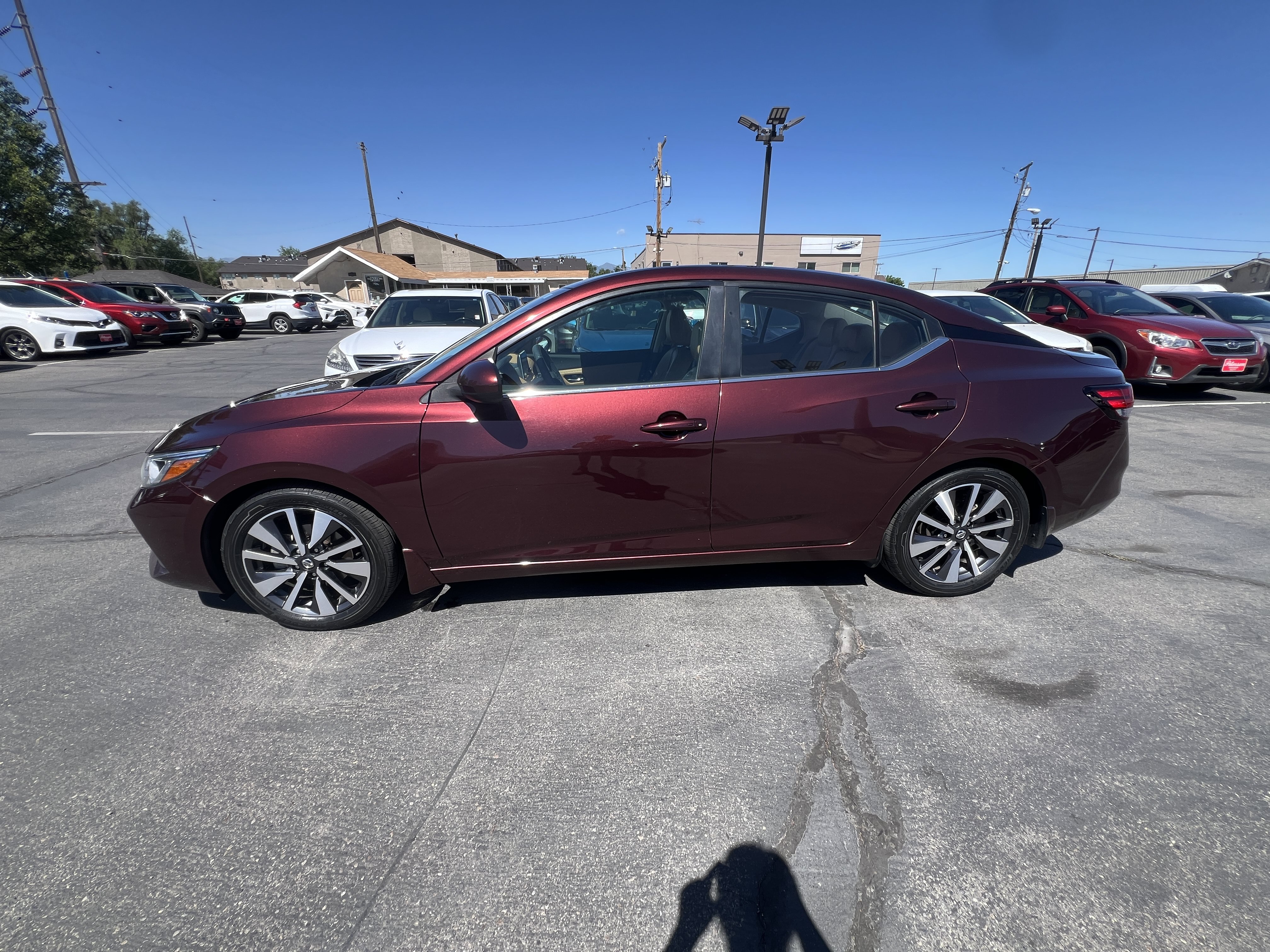 Used 2021 Nissan Sentra SV w/ SV Premium Package FWD image 5