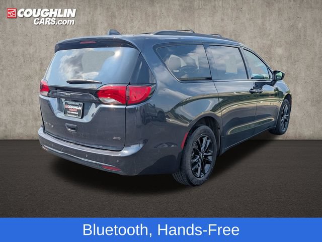 Used 2020 Chrysler Pacifica Touring-L w/ Advanced Safetytec Group AWD/4WD image 8
