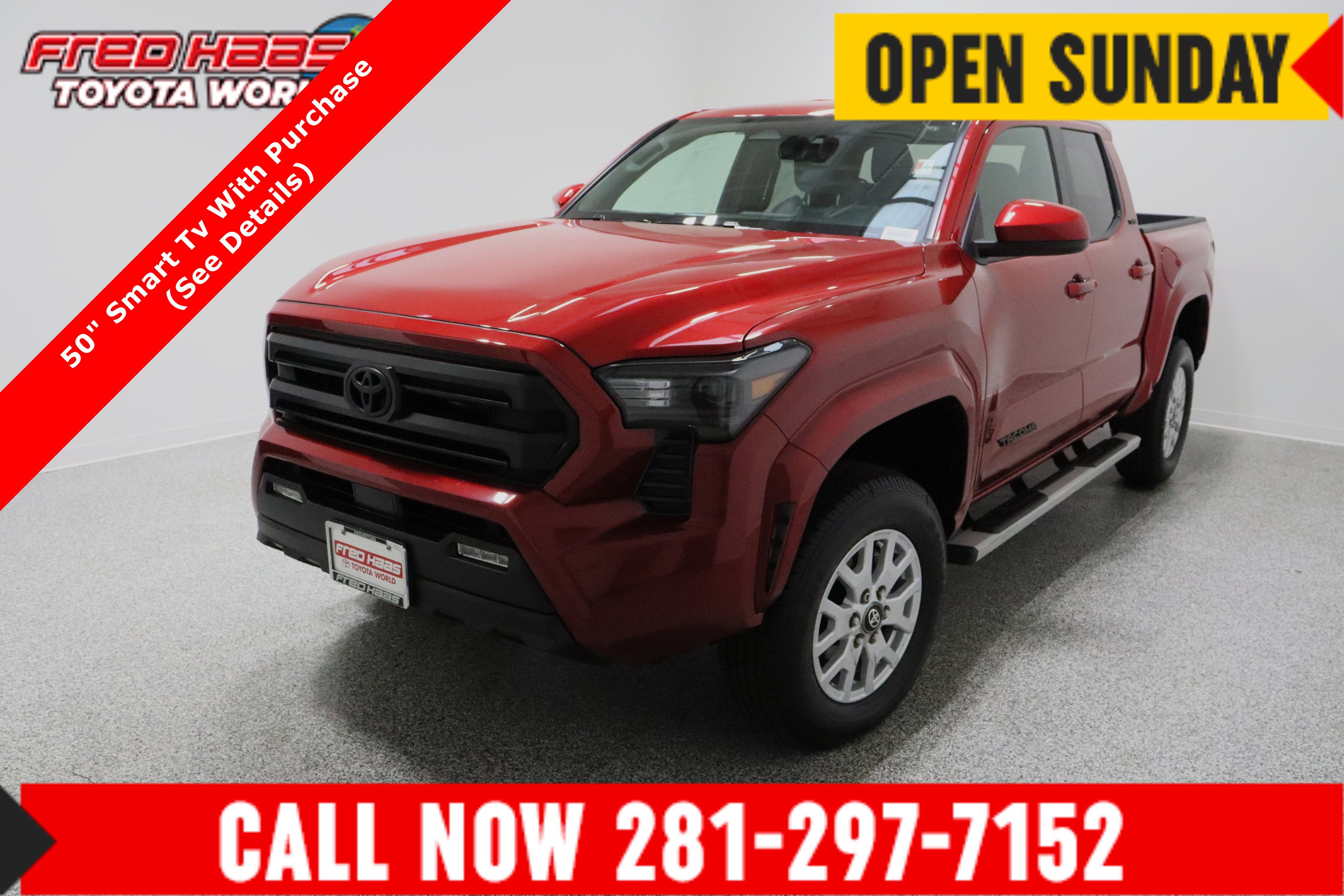 Used 2025 Toyota Tacoma SR5 image 1