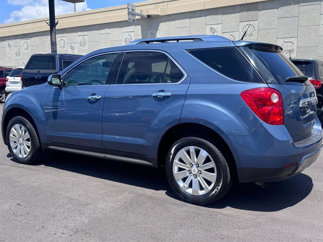 Used 2011 Chevrolet Equinox LTZ FWD image 14