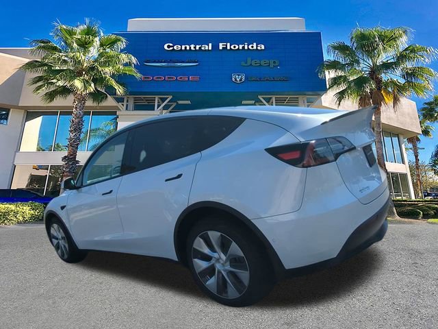 Used 2022 Tesla Model Y Long Range image 7