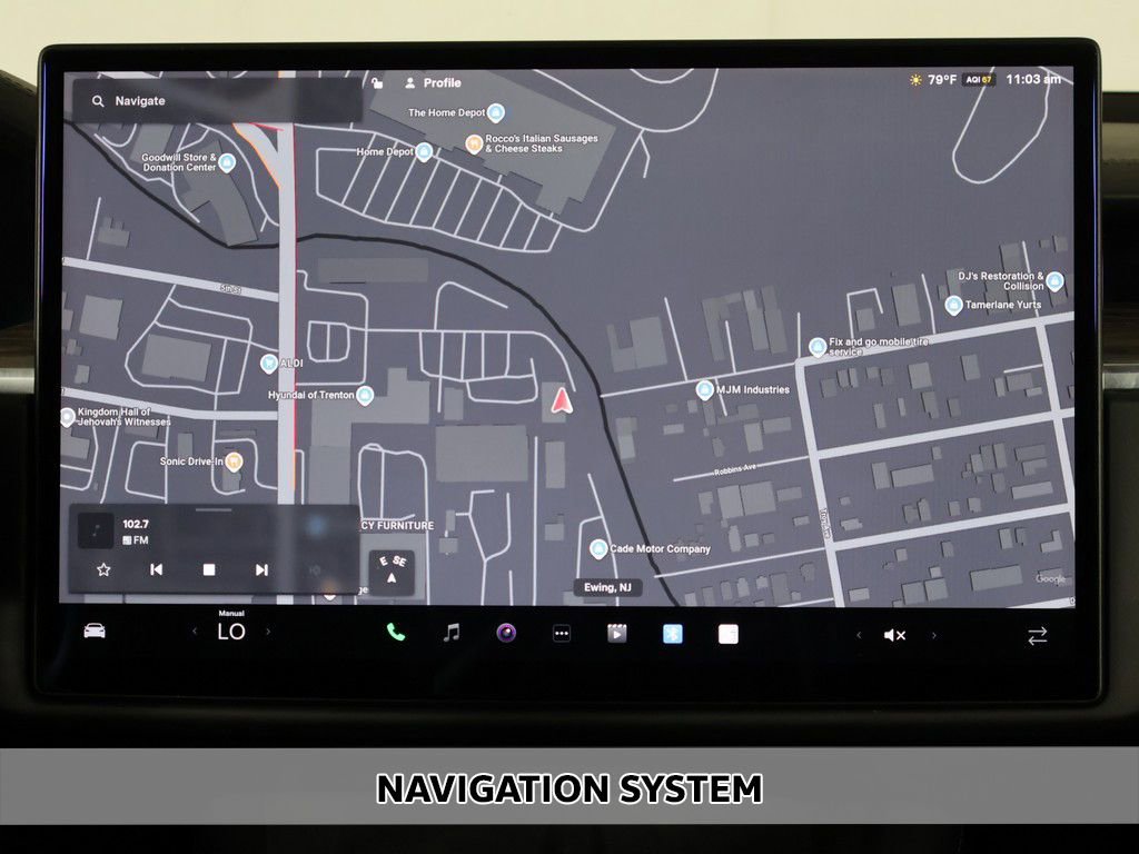Used 2022 Tesla Model S image 4