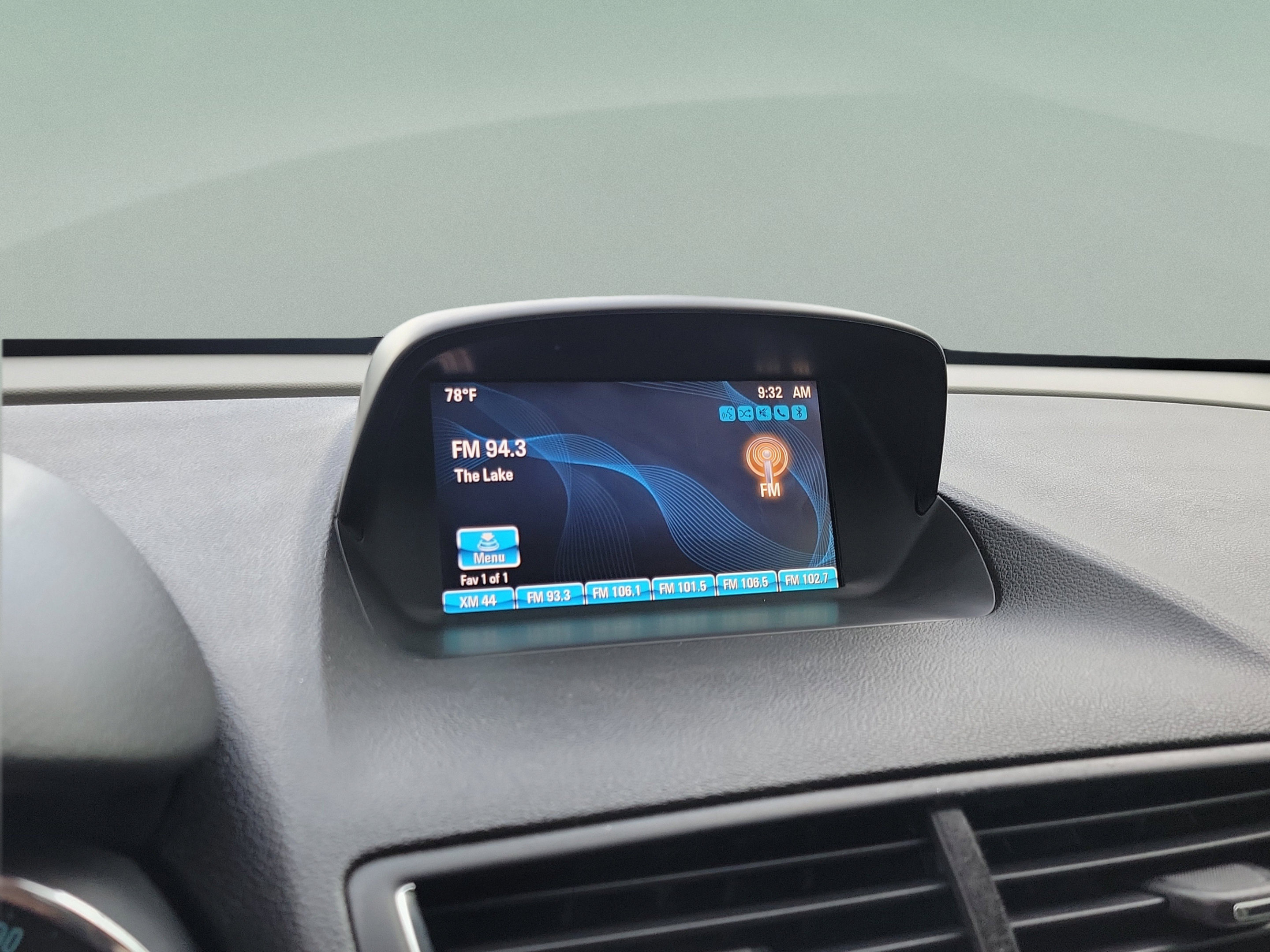 Used 2015 Buick Encore Premium FWD image 18