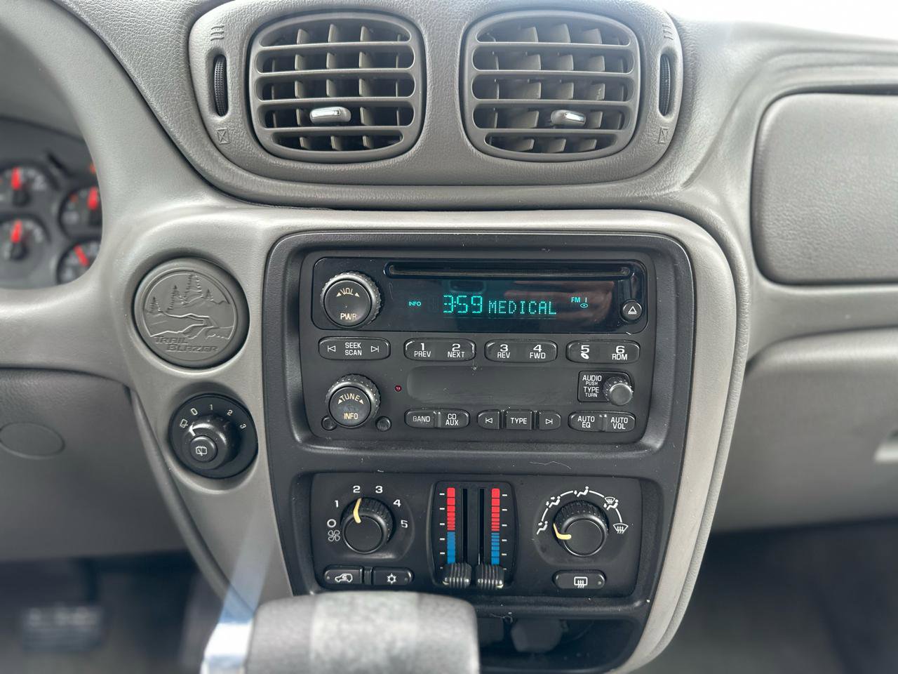 Used 2008 Chevrolet TrailBlazer LT w/ Sun And Sound Package RWD image 11