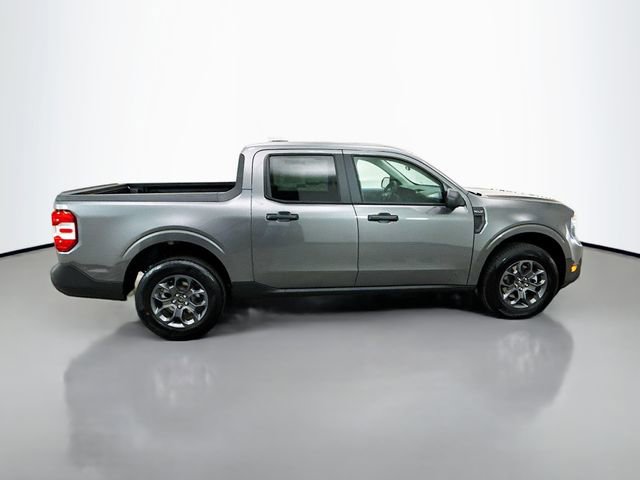 New 2025 Ford Maverick XLT image 8