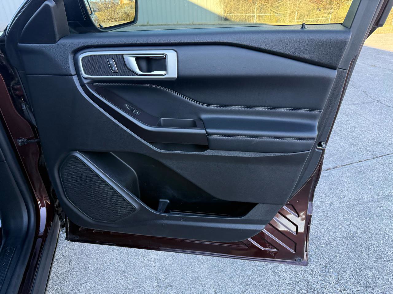 Used 2020 Ford Explorer XLT w/ Equipment Group 202A image 22