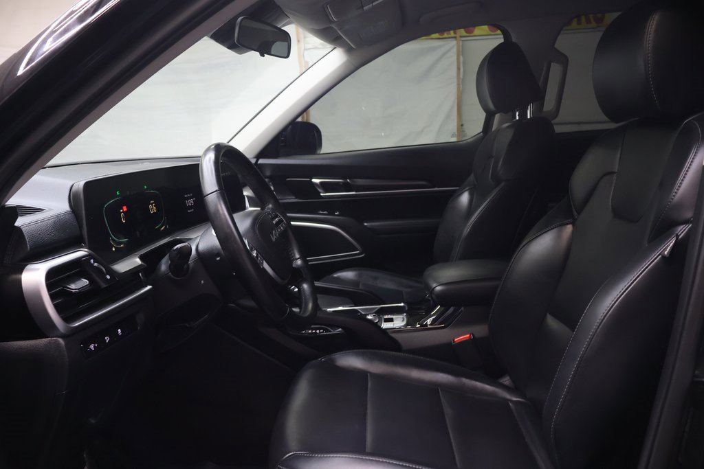 Used 2024 Kia Telluride LX image 18