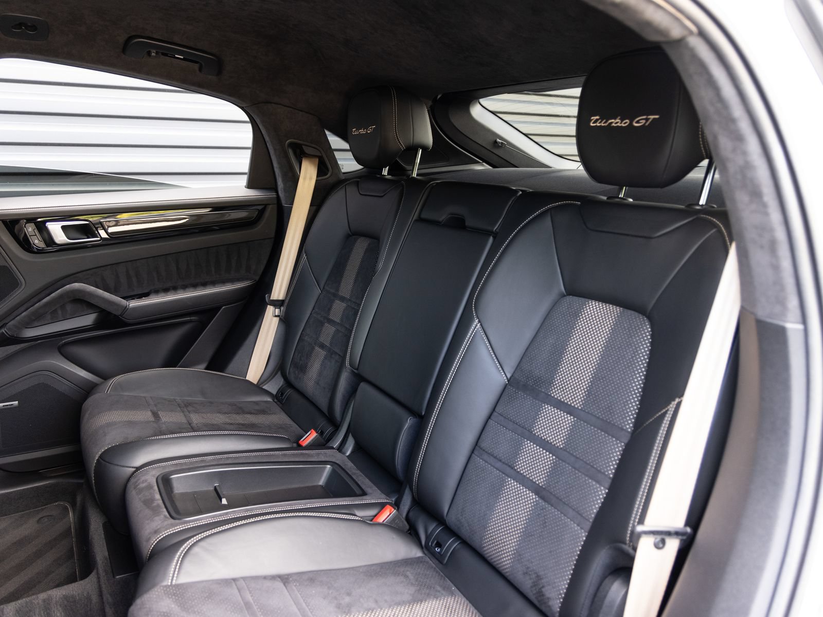 Certified 2022 Porsche Cayenne Turbo GT AWD/4WD image 26