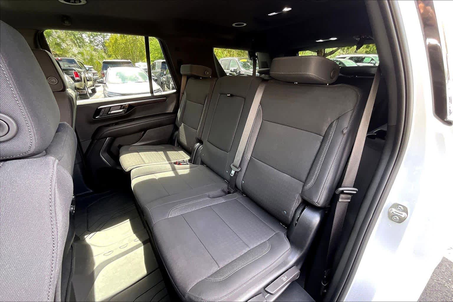 Certified 2025 Chevrolet Tahoe LS RWD image 25