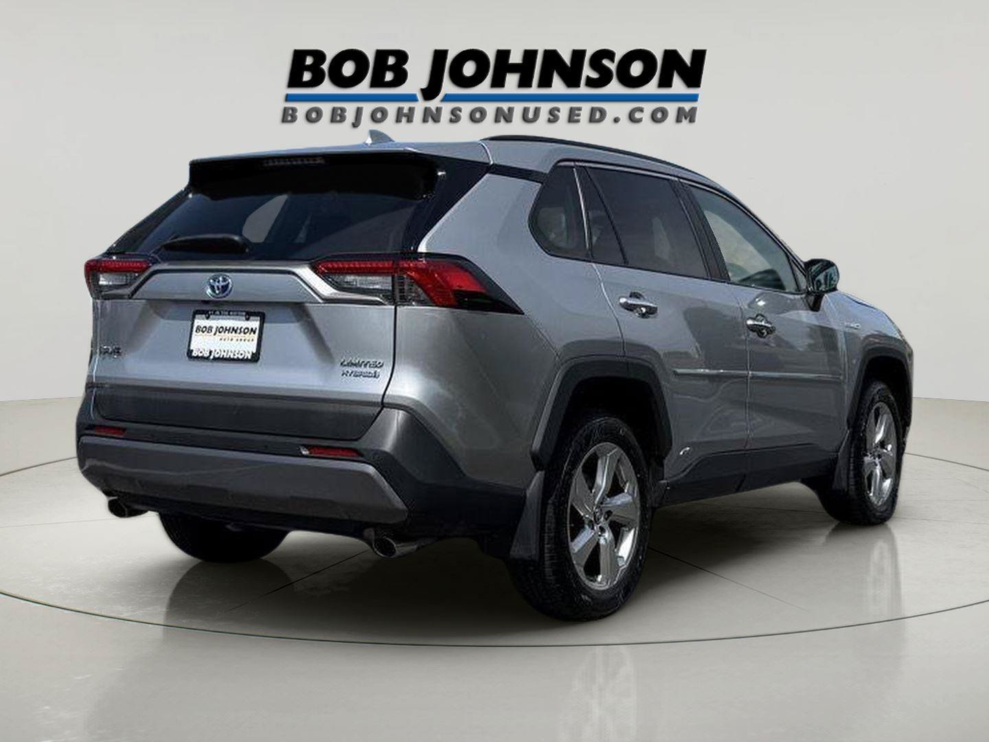 Used 2019 Toyota RAV4 Limited w/ Carpet Mat Package AWD/4WD image 2