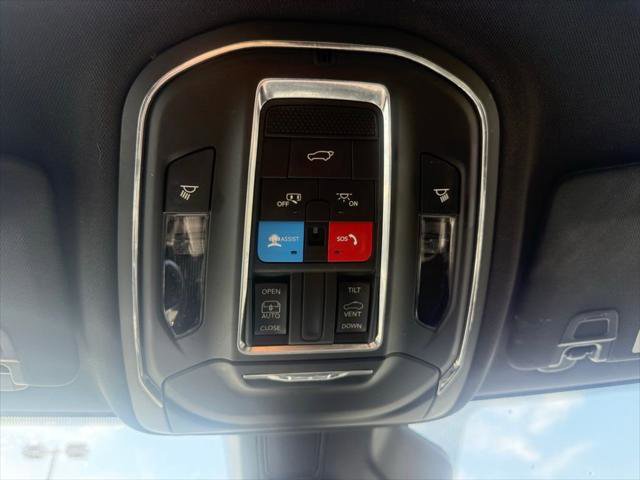 Certified 2024 Jeep Grand Cherokee L Altitude AWD/4WD image 38