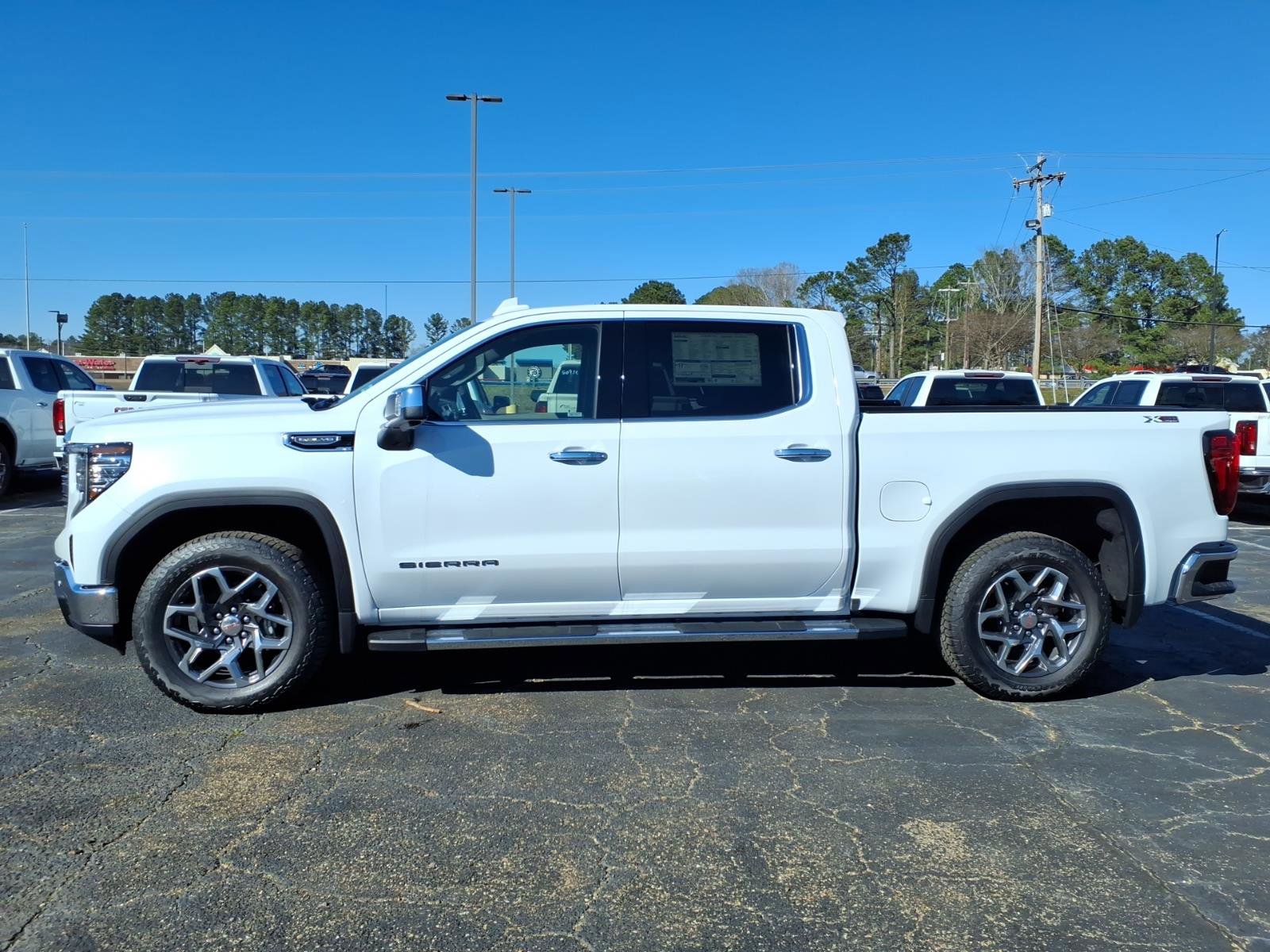 New 2026 GMC Sierra 1500 SLT w/ SLT Premium Plus Package AWD/4WD image 1