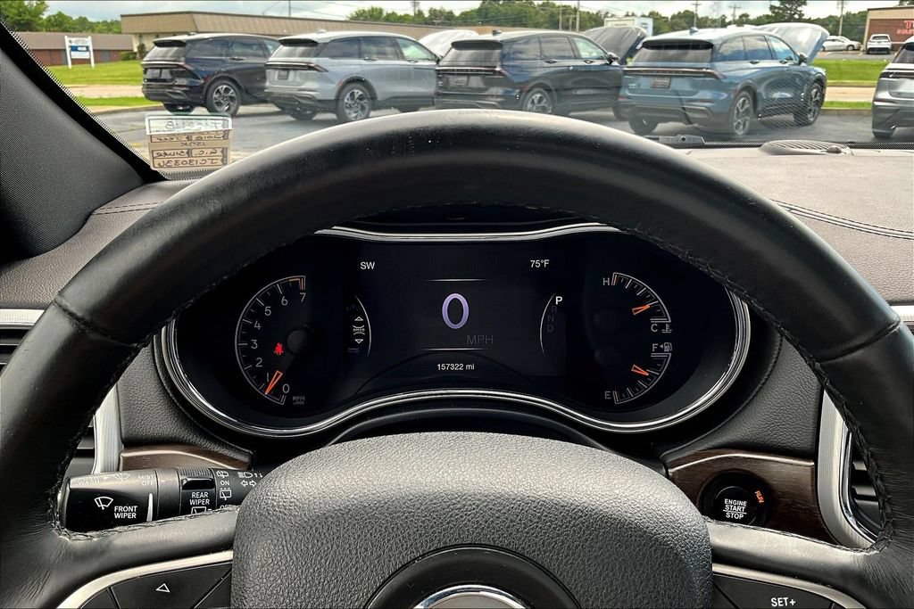 Used 2018 Jeep Grand Cherokee Limited AWD/4WD image 15