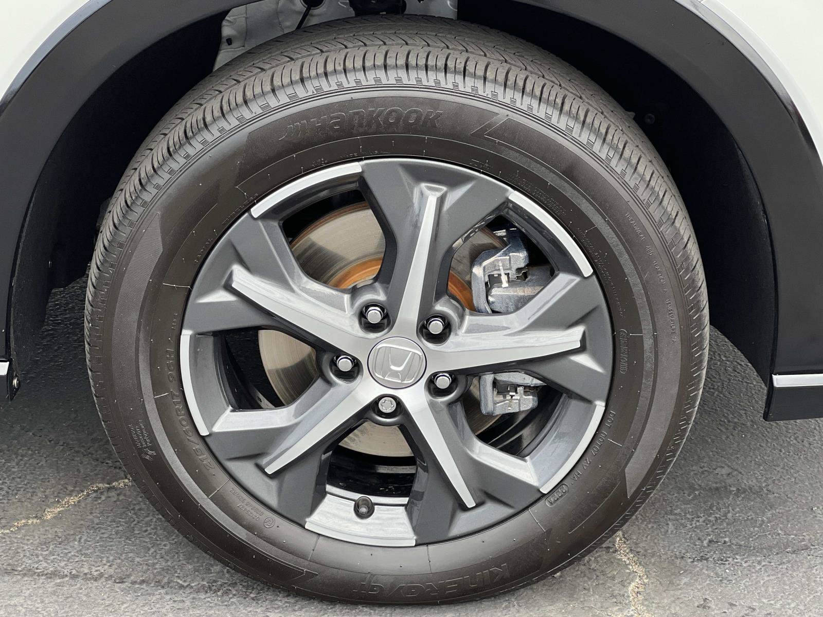 Certified 2025 Honda HR-V EX-L image 29