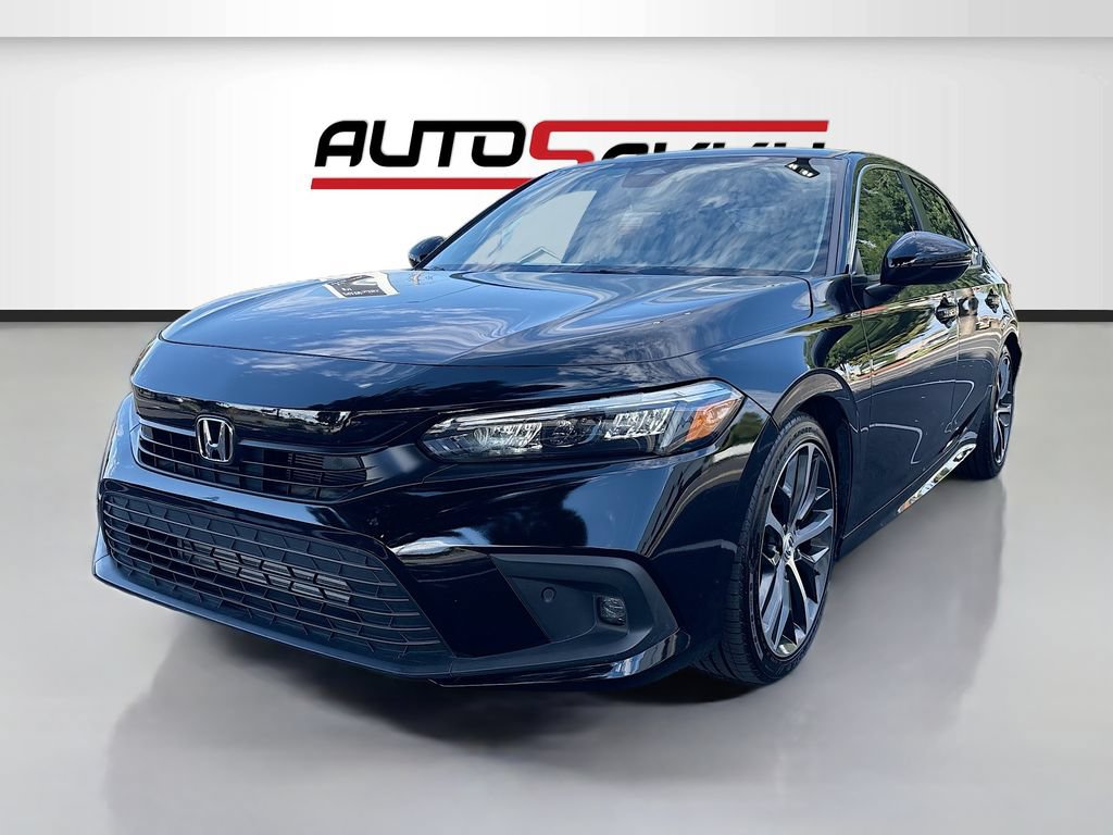 Used 2024 Honda Civic Touring image 3