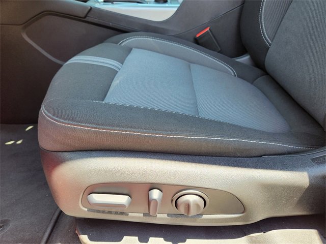 Used 2025 Chevrolet Blazer LT image 25