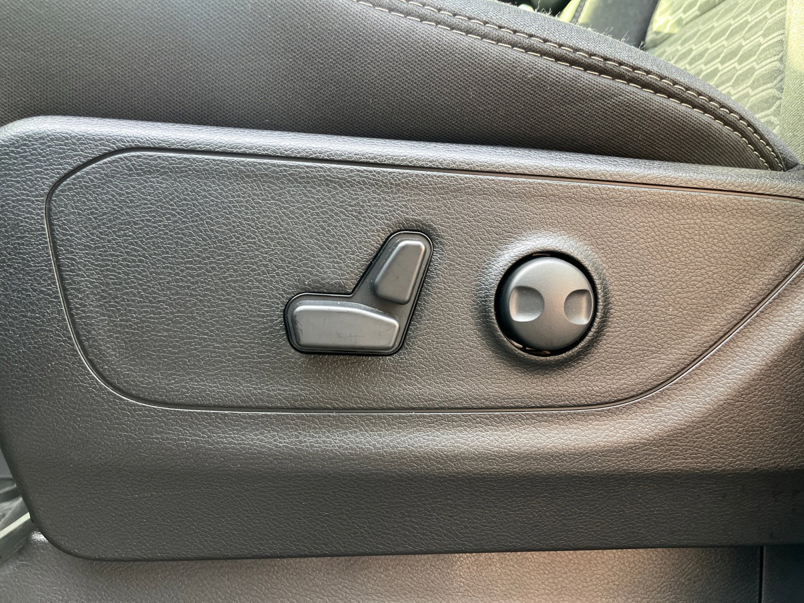 Used 2025 RAM 1500 Big Horn image 13