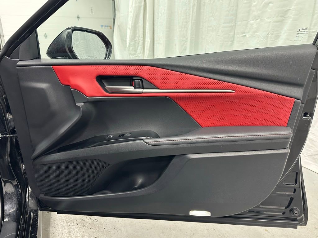 Used 2025 Toyota Camry XSE image 46